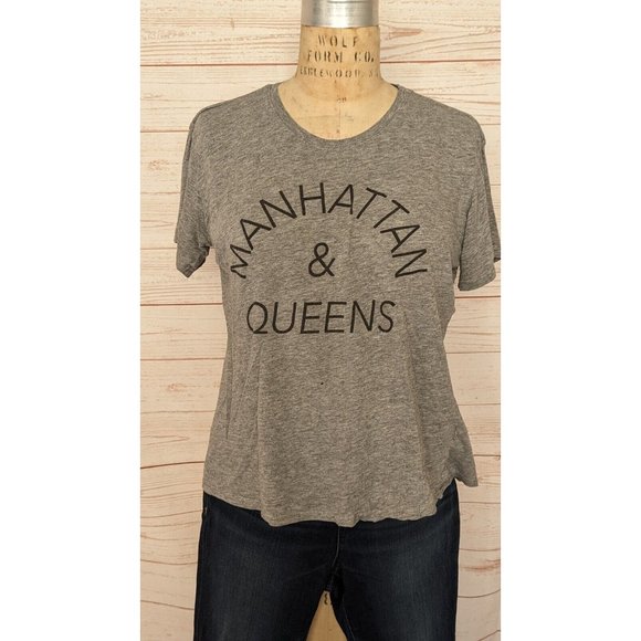 Cotton On T Shirt Women's Size Medium M Manhattan & Queens Grey Gray Tbar - Picture 3 of 8